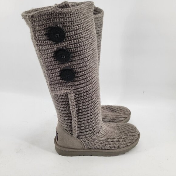 Ugg Classic Cardi Cozy Knit Button-Up Boots Size 7 - Picture 1 of 7
